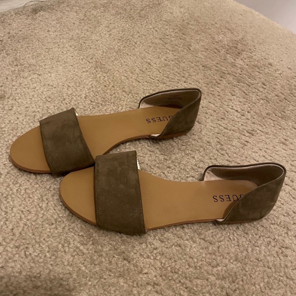 Guess brand flats
